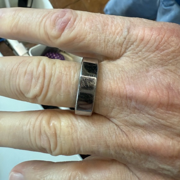 Oura Ring, Gen3, Heritage style in silver, Size 13 - Picture 6 of 8